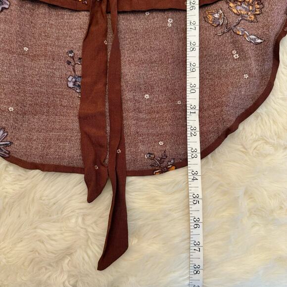 Knot Sisters Mimi & Red Floral Jimmy Blouse Small NWT - Picture 11 of 14